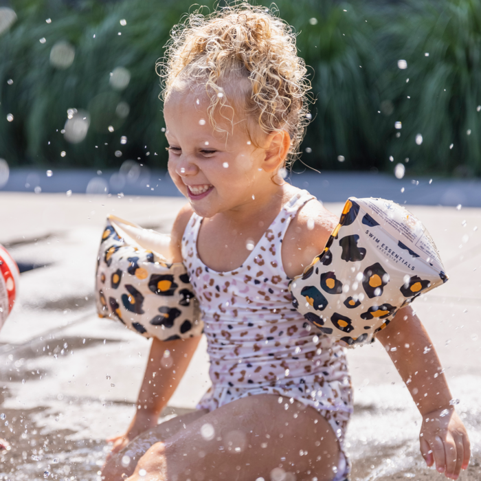 Swim Essentials - Beige panterprint zwembandjes 2-6 jaar